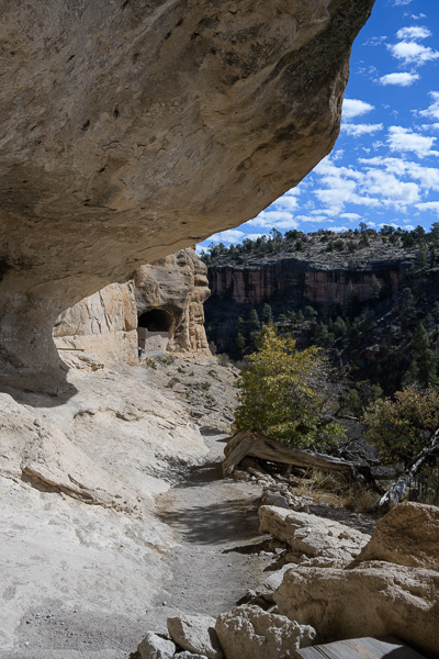 A path along the cliff